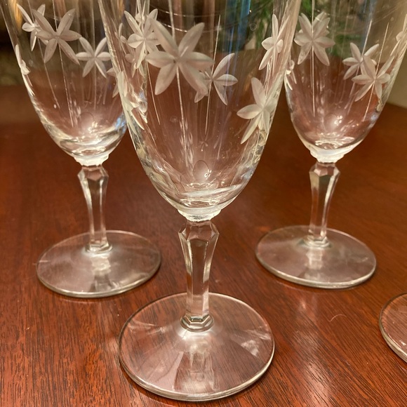 Candlelight by Libby Glass Company set of 4 liquor glasses - Picture 2 of 2